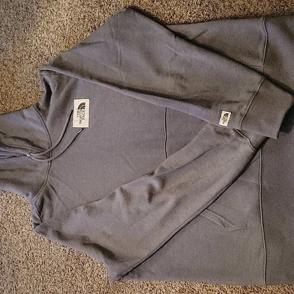 Nwot north face L hoodie mens